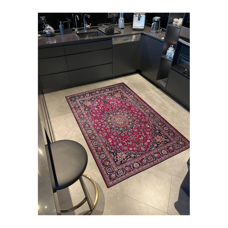 Tapis décoratif rouge à motif géométrique et traditionnel rouge, Rectangle 2 pi 4 po x 4 pi
