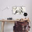Plaque murale neutre en forme de feuille, design par June Erica Vess