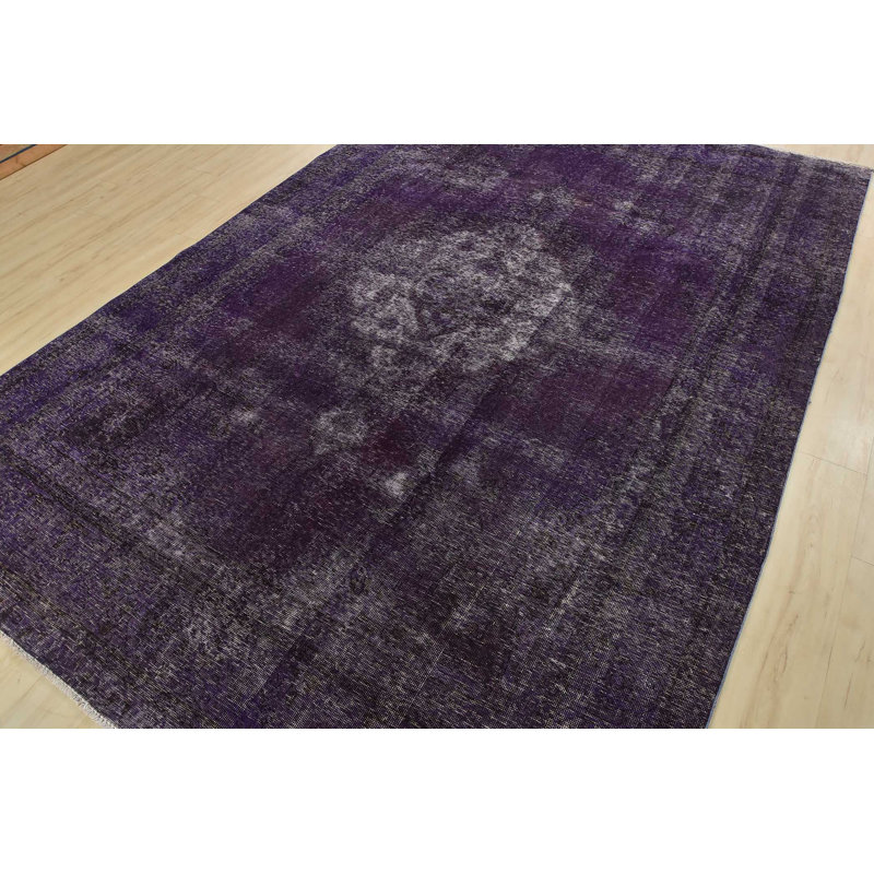 Tapis mauve en laine des années 1970 7 pi 7 po x 10 pi 6 po Garriga