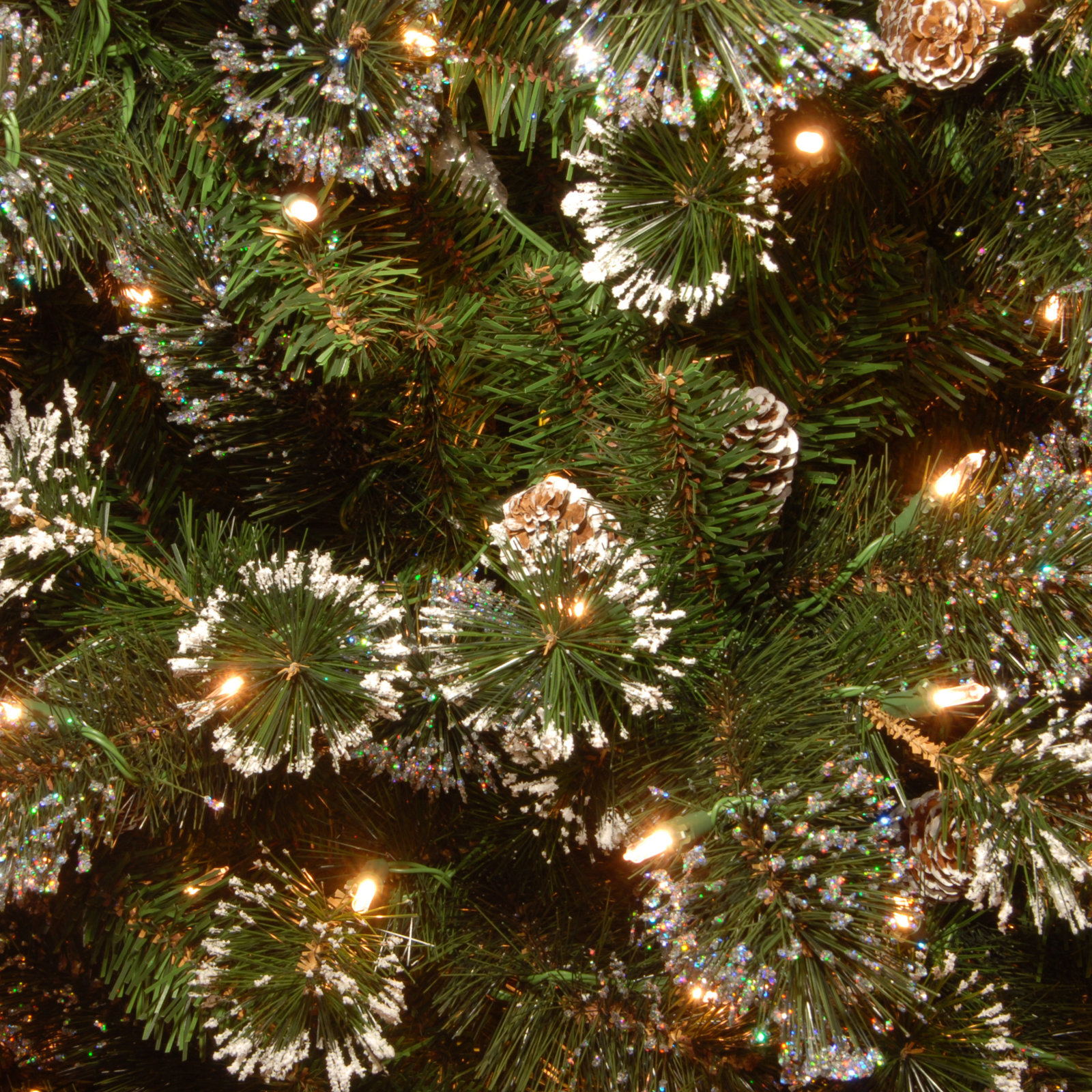 Slim 7.5' Pre-Lit Pine Tree