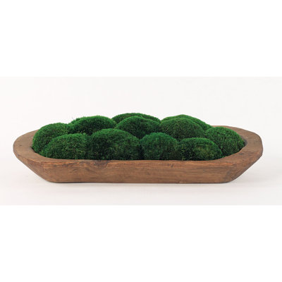 Mousse préservée dans un bol en bois