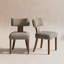 Chaise rembourrée avec coussin épais, pieds en bois massif-129034637