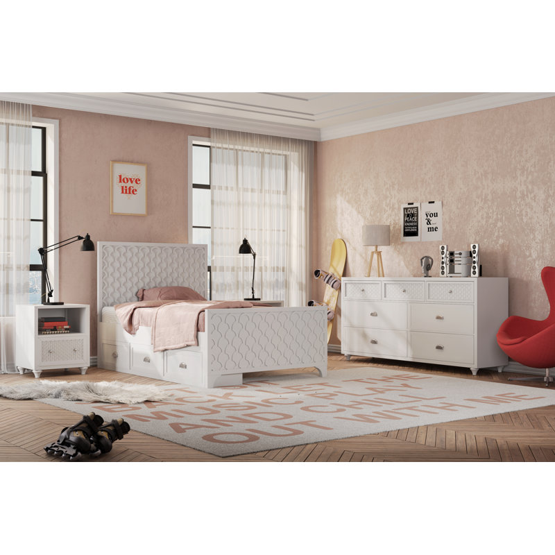 Amanda 23'' W Nightstand, Cream White