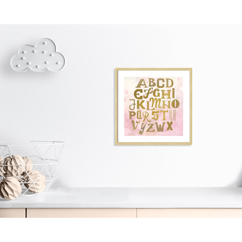 Abc Pink ', impression sur papier, Encadré de boîte champagne clair, H 22,5 po x l 22,5 po x P 1,18 po