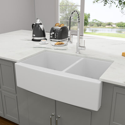 Évier de cuisine à double cuve en céramique blanche à tablier frontal en céramique 60/40 L 33 po x l 21 po