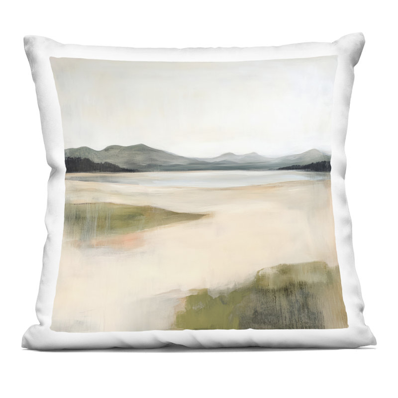 Coussin décoratif imprimé High Mountain Lake par Raymond Powers