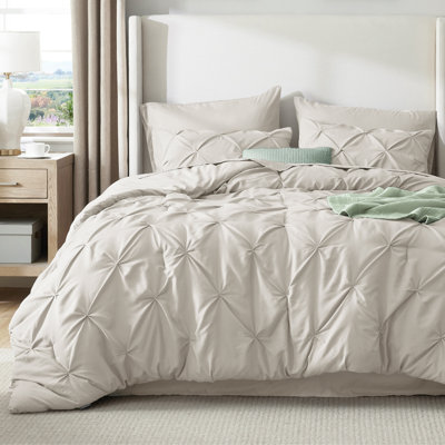Bedsure Cal King Burgundy Pintuck Bed-in-a-Bag - Linen Pinch Pleat Comforter Set with Sheets, Pillowcases & Shams (Set of 7)