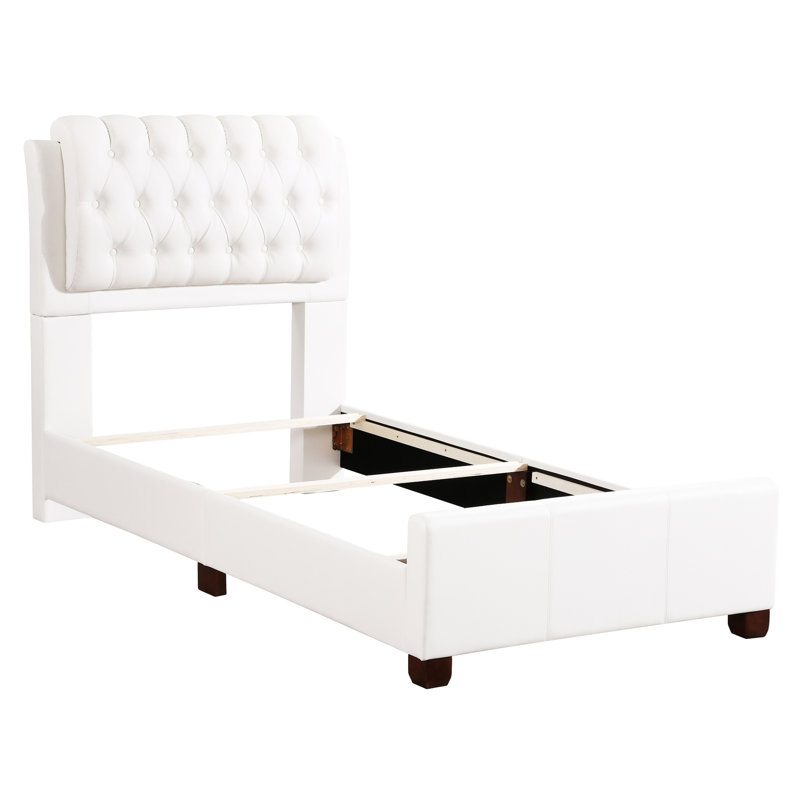 Lit simple blanc de conception moderne pour un sommeil confortable - 48 po de hauteur x 41 po de largeur et 83 po de profondeur. Assemblage requis.
