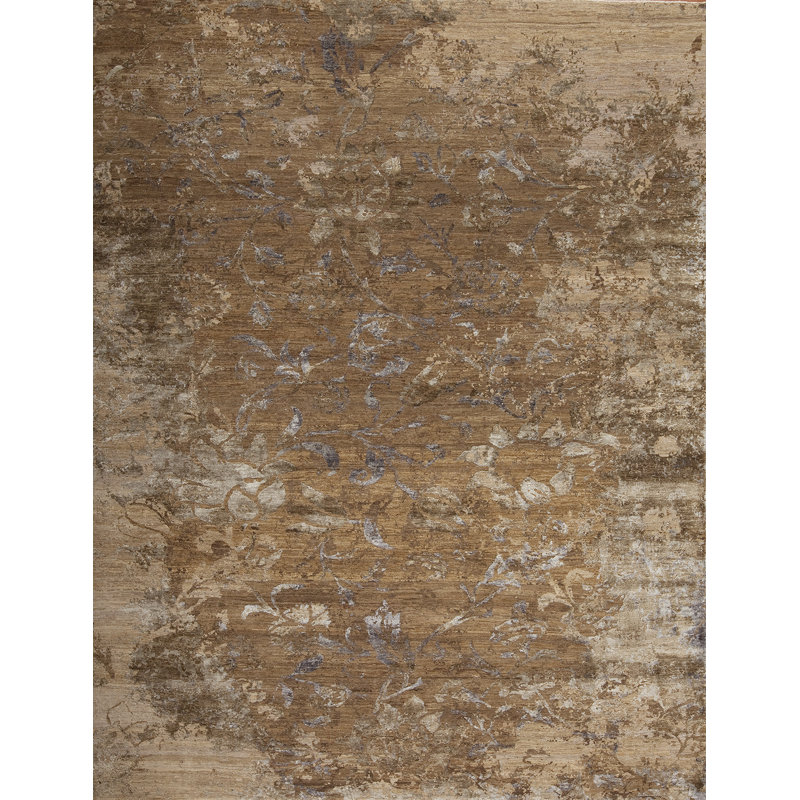 Mayfair Floral Area Rug in Silver, Rectangle 8' x 10'