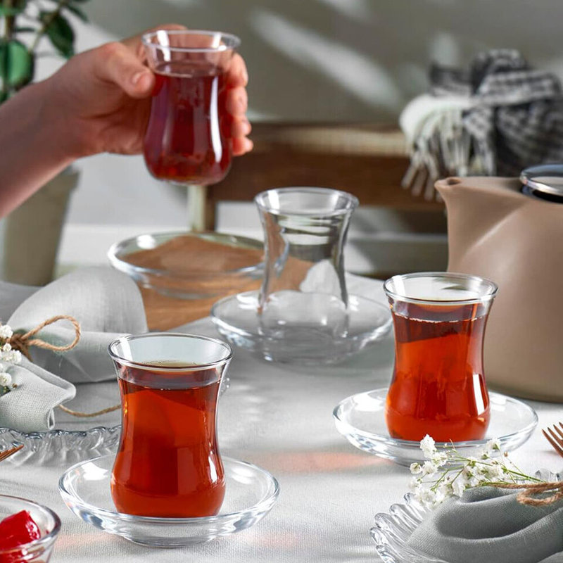 Dantina Glass Teacup