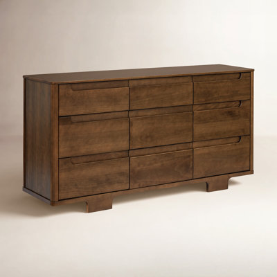 Yuzu 9-Drawer Dresser