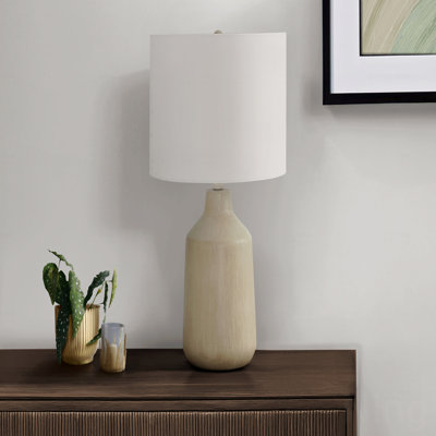 Lampe de table - 24 po de hauteur, béton beige, avec abat-jour