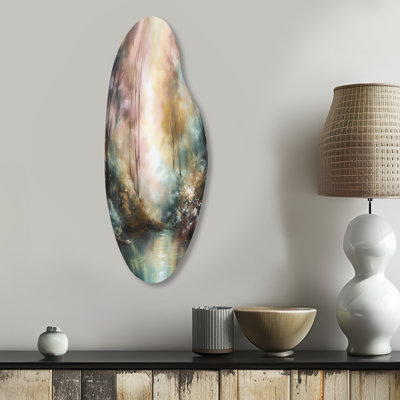 «Whimsical Stream - Mountains Curved Shape», art mural asymétrique en métal