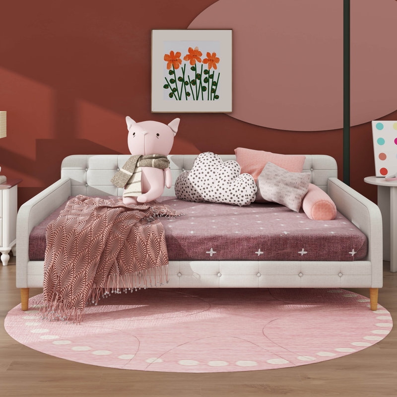 Lit de jour enveloppé dans un tissu d'ameublement et reposant sur des pieds robustes, Grand lit, Beige
