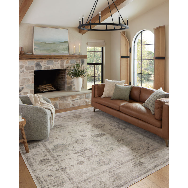 Millie Silver Dove Round Floral Synthetic Area Rug 8x8
