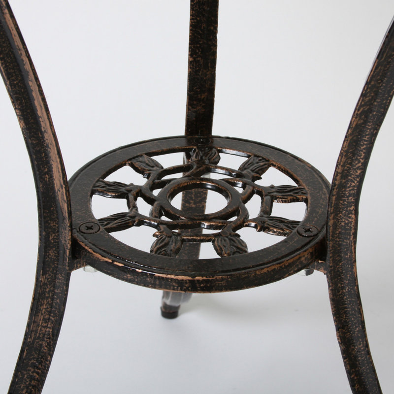 outdoor set With a Table and two chairs