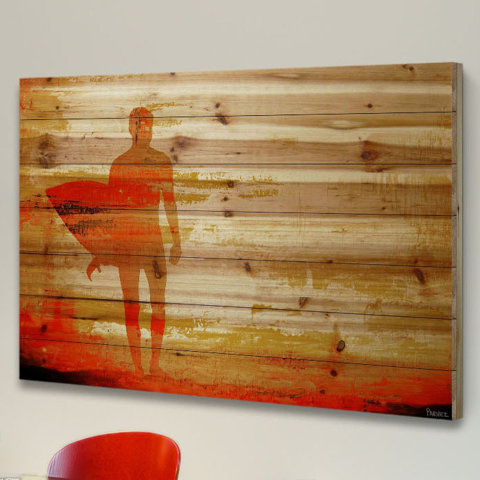« crépuscule rouge surf » par parvez taj,, reproduction d’art sur bois de pin naturel, H 24 po x l 36 po x P 1,5 po