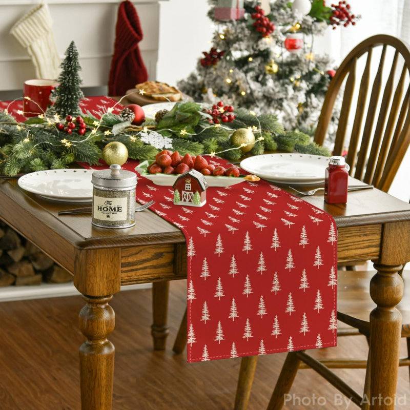 Lilibet Christmas Table Runnner, Red