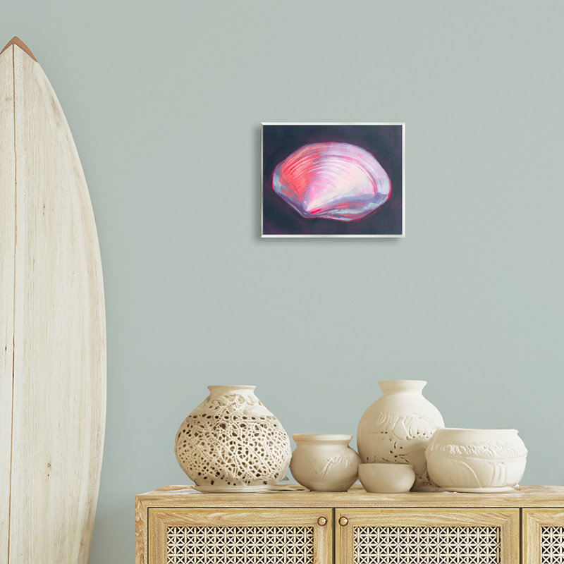 «Pink Clam on Black» par Grace Popp