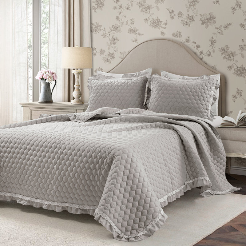 Ella Microfiber 3 Piece Quilt Set, King Quilt + 2 Standard Shams, White
