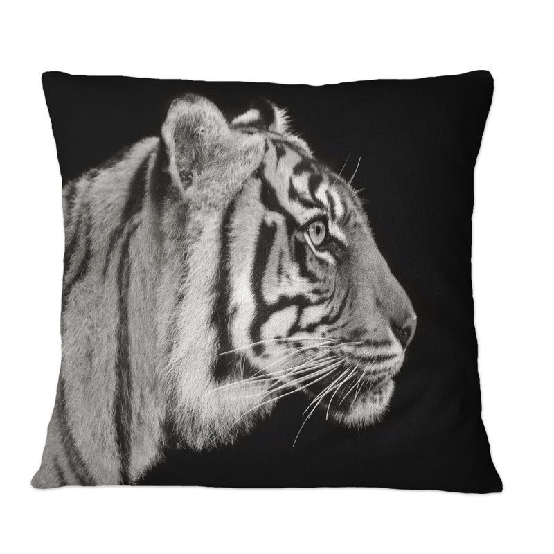 Portrait d'un tigre blanc - coussin décoratif traditionnel, 16 po x 16 po