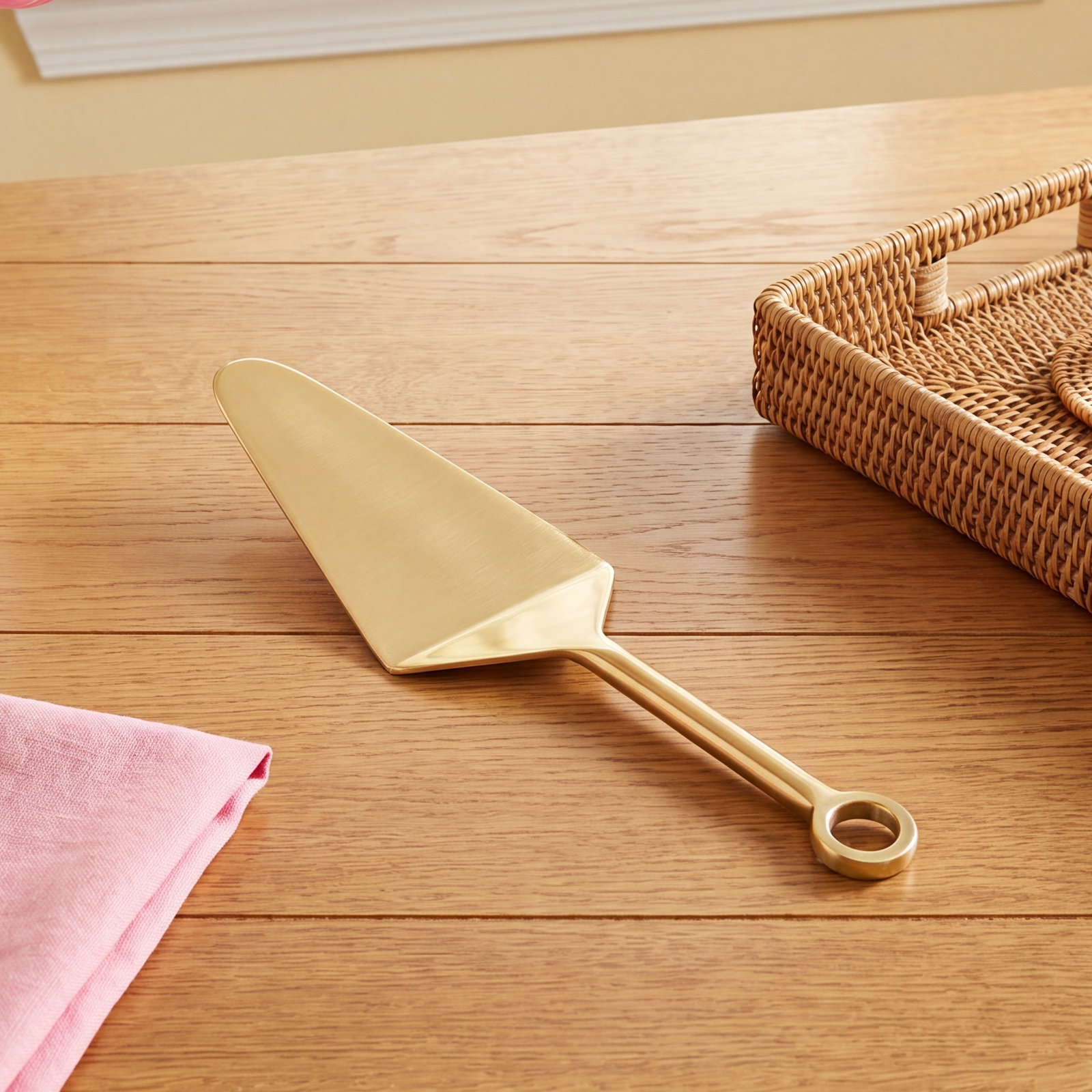 Landsdale Cake Server