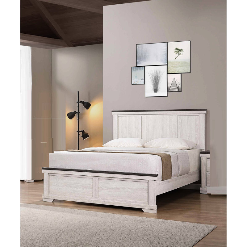 Grand lit à panneaux Farmhouse de style rustique avec finition blanc antique et brun, durable et facile à nettoyer