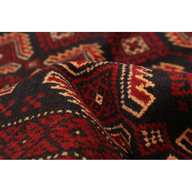 Tapis rouge Teimani 3 pi 10 po x 6 pi 7 po