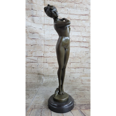 Figurines et sculptures