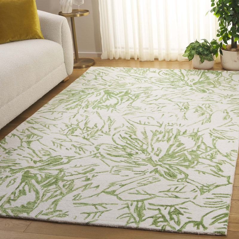Abbigaile Hand Tufted Wool/Cotton Floral Rug in Ivory/Green, Rectangle 5' x 8'