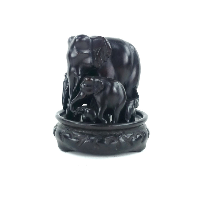 Figurine éléphant en résine