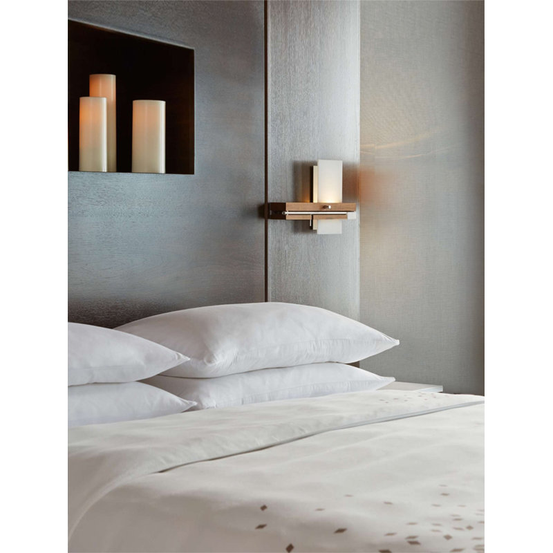 Levo 1 - Light LED Flush Mounted Sconce, Left, Plug-in