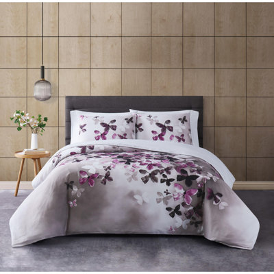 Vince Camuto Lissara Duvet Cover Set