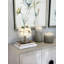 Centre de table pivoines dans un vase