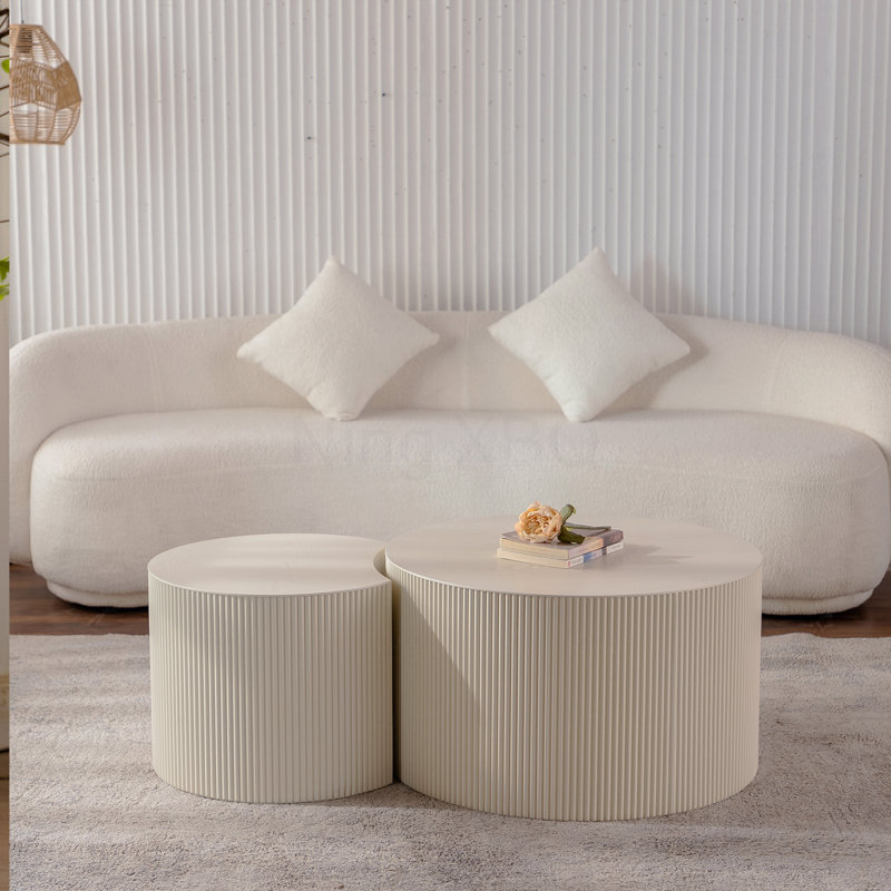 Table basse ronde en bois pour salon et petit espace