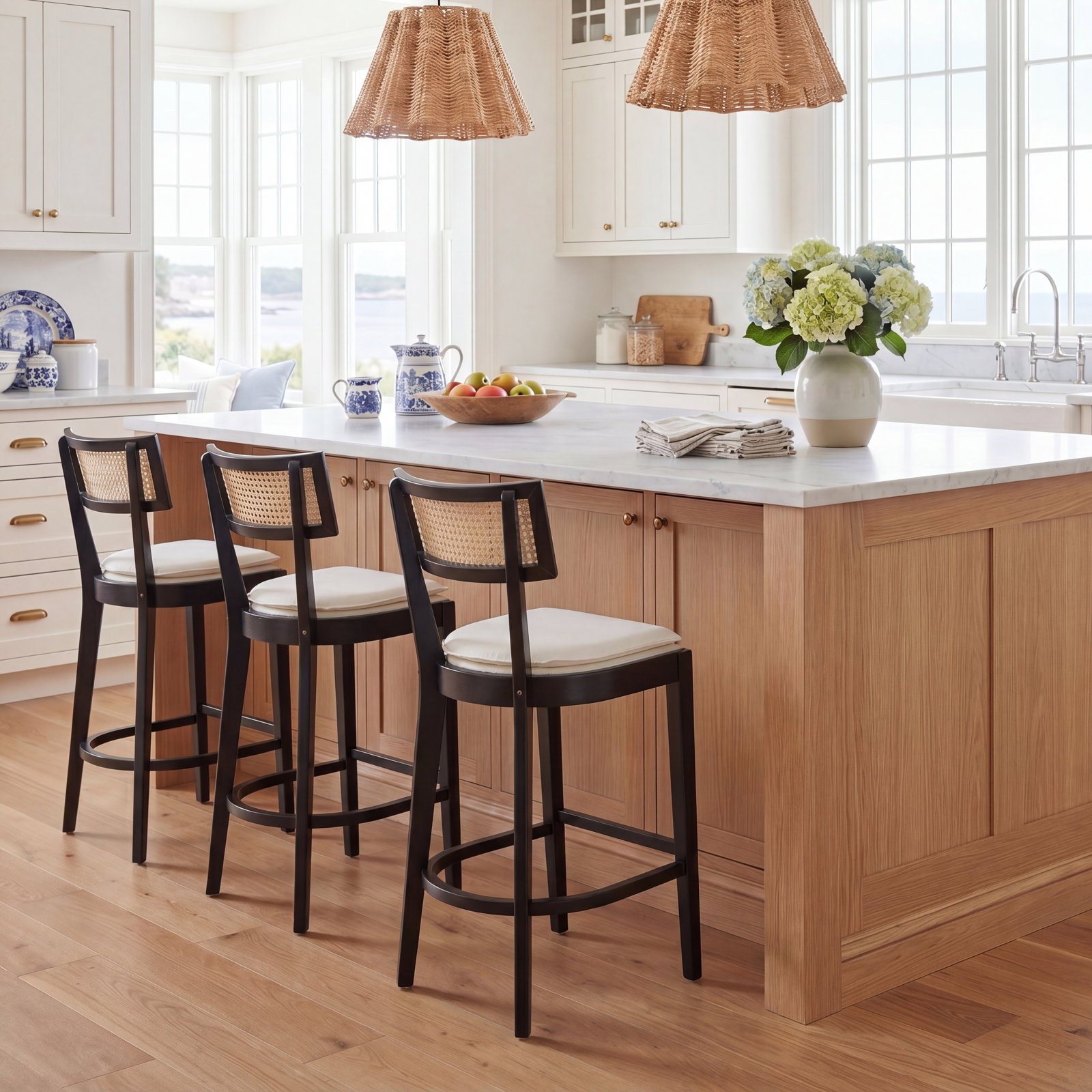 Tarrington Cane Stool, Counter Stool (26.6" Seat Height), Natural/Black