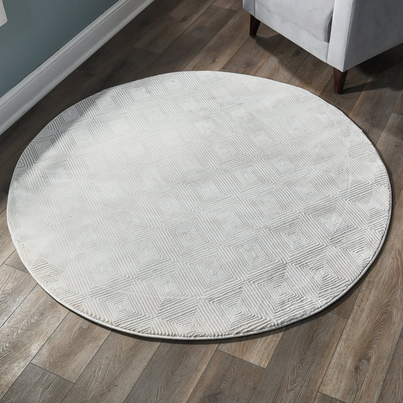 Curran Collection Cream Geometric Traditional Area Rug, Round 5'3"