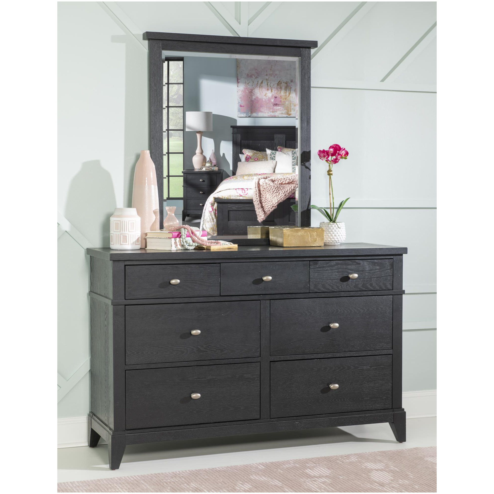 Today's Traditions Dresser (7 Drawers), Black