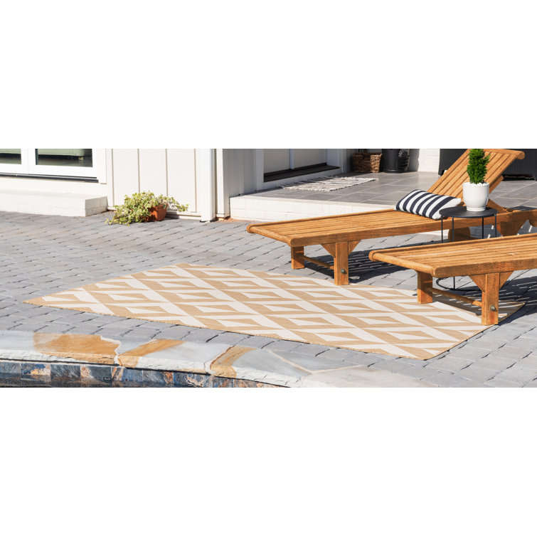 Felisa Napa Indoor/Outdoor Rug