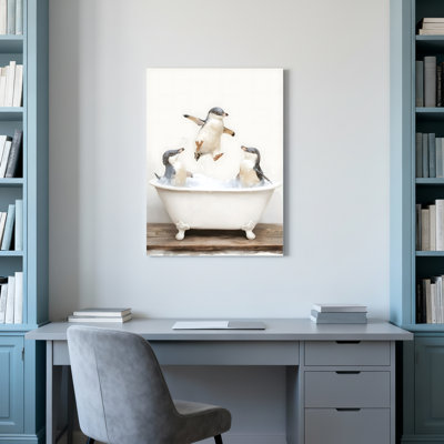 Pingouins dans la baignoire, reproduction d'art sur toile tendue sur toile, ensemble de 1