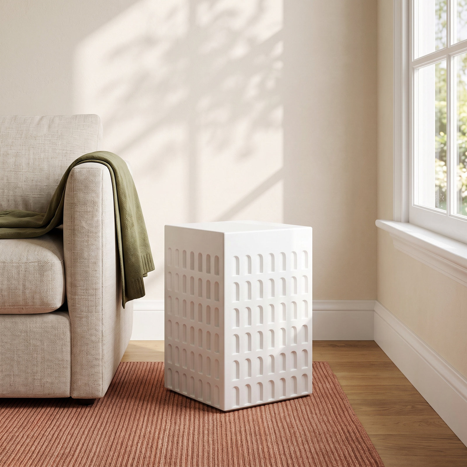 Eur Accent Stool, White
