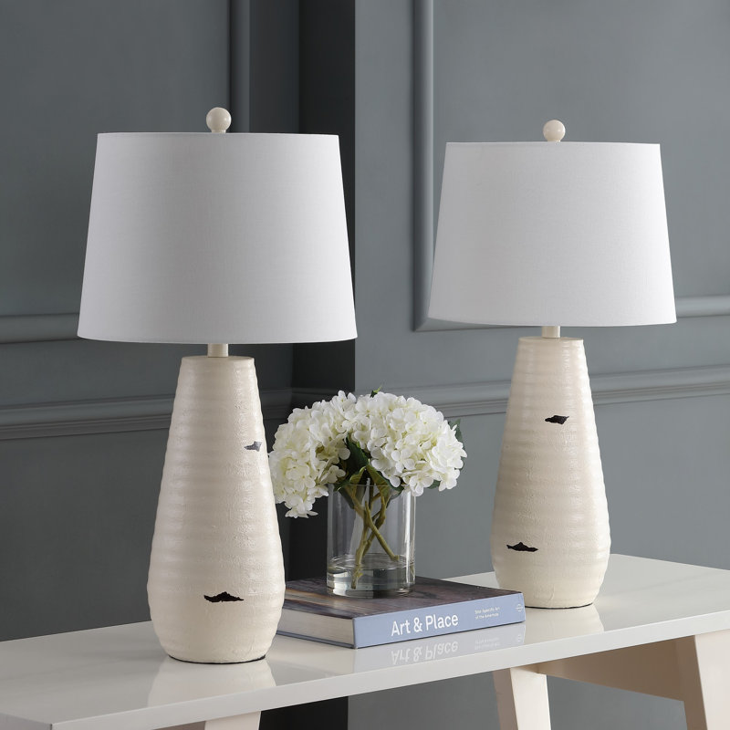 Aguila Resin Table Lamp