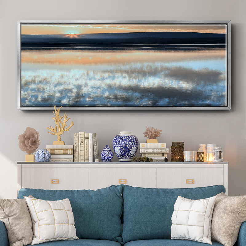 Serene Sunrise - toile encadrée, H 24 po x l 60 po