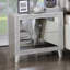 Table de chevet glamour avec façade en miroir et deux tiroirs pour un espace de sommeil luxueux et organisé