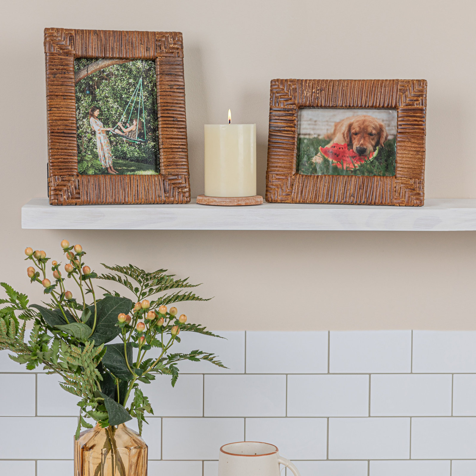 Kitt Wicker / Rattan Picture Frame, Natural Stained, 7" x 5"