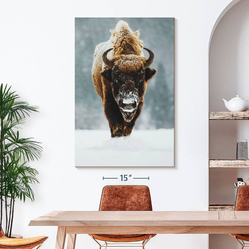 Impression sur toile Winter Buffalo, H 48 po x l 32 po x P 1,25 po