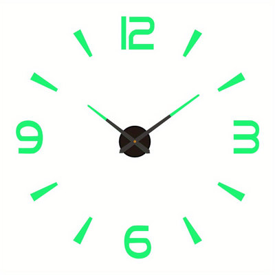 Moniesha Resin Wall Clock