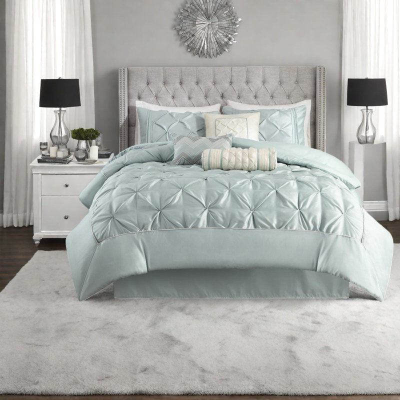 Luxurious Seafoam Bedding Set, Polyester Elegance For Home