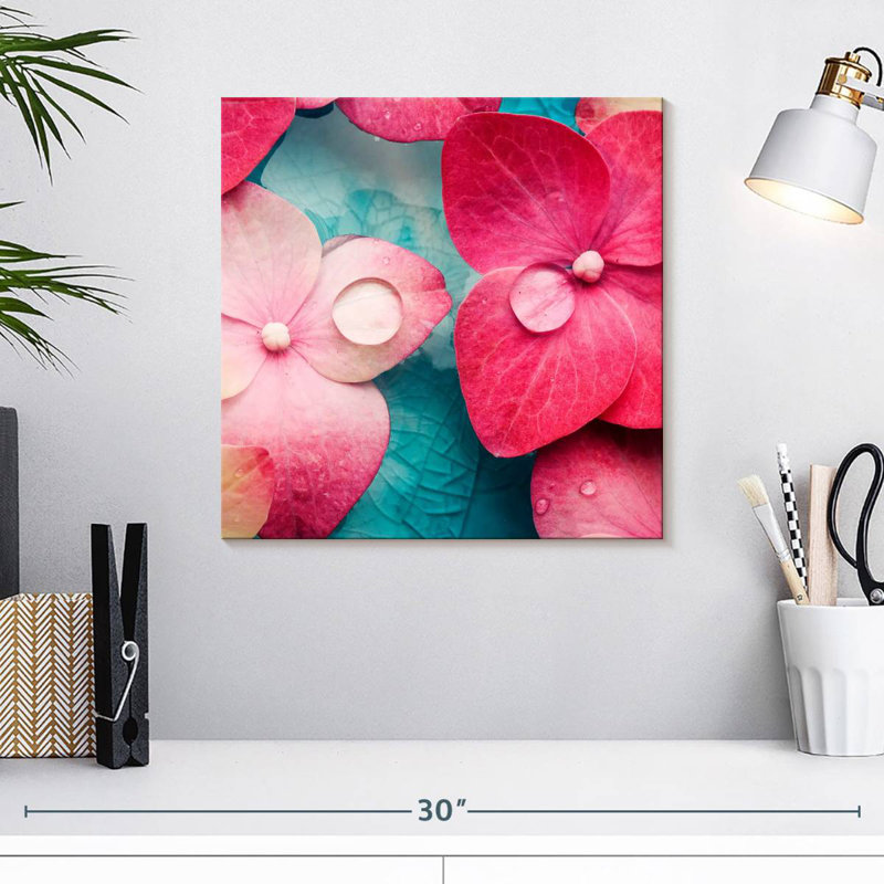 Harnek Pink Flowers