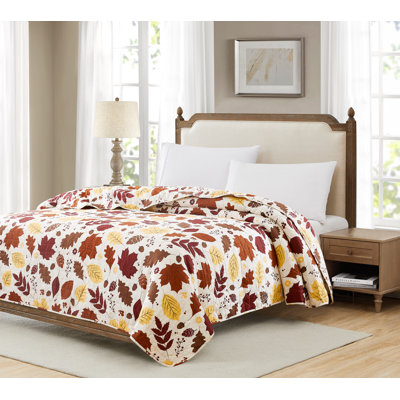 Harvest Fall Pumpkins Acorns Microfiber Quilt